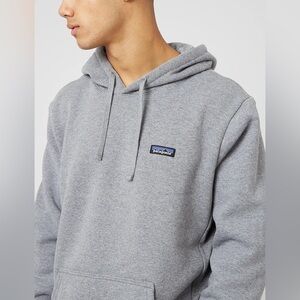 🤍 Patagonia P-6 Uprisal Hoody